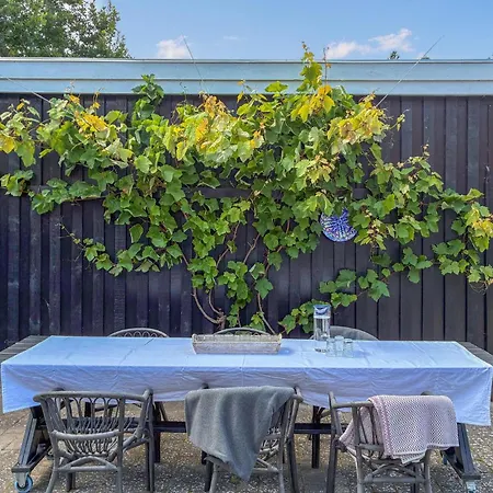 Four Bedroom In Ferienhaus *